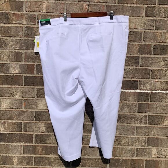 Take 50% OFF- 5th Avenue Secret Support White Cropped Pants, Size-22W - Picture 6 of 10